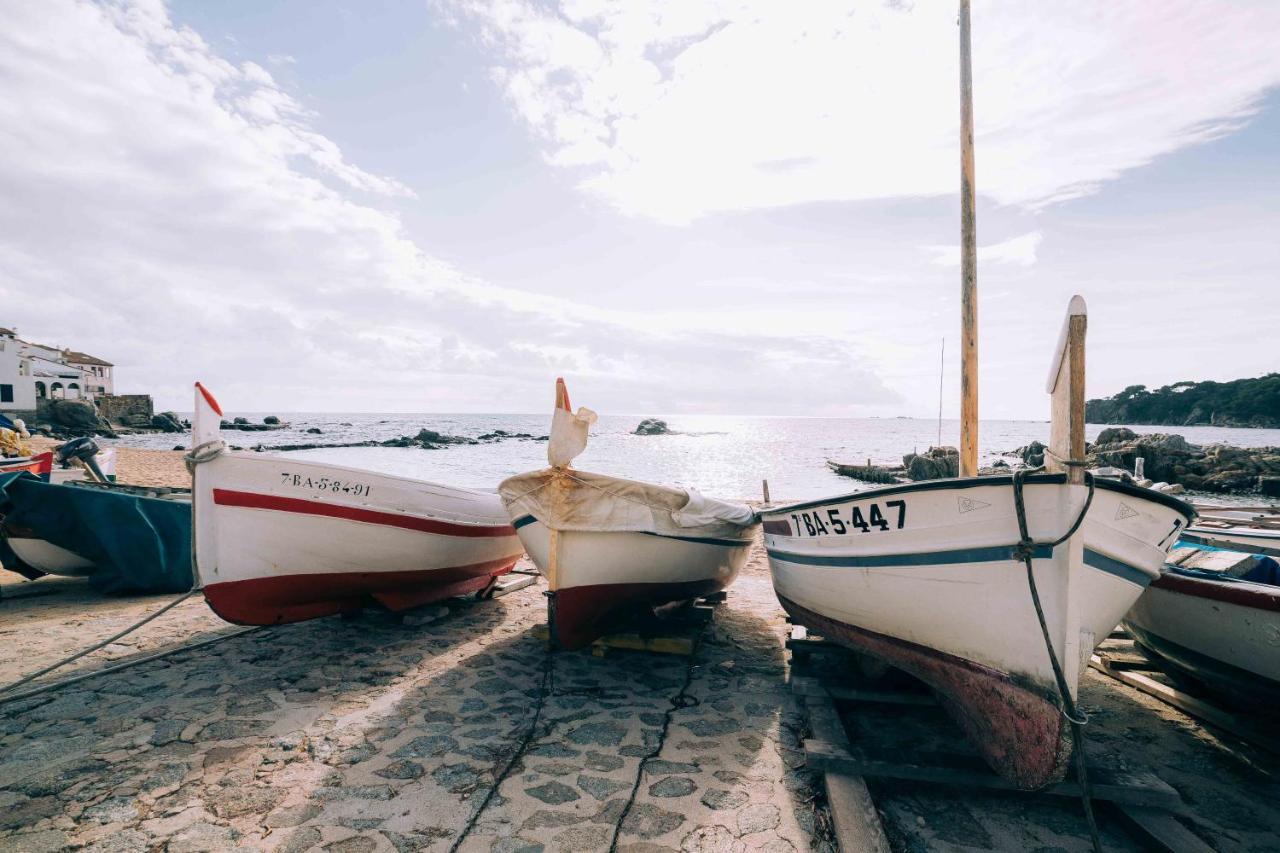 Apartamento Reformado A 2 Minutos De La Playa En Calella! กาเลญา เด ปาลาฟรูเจล ภายนอก รูปภาพ